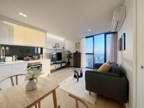 Cozy 1B1B APT with stunning view